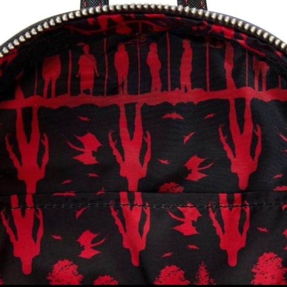 Loungefly Funko Stranger Things Season 4 Upside Down Mini Bag and Wallet Set - Picture 6 of 9